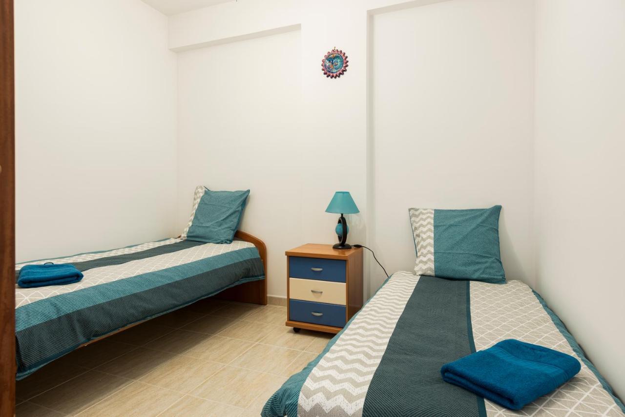 Grace - Quarteira Apartment Bagian luar foto