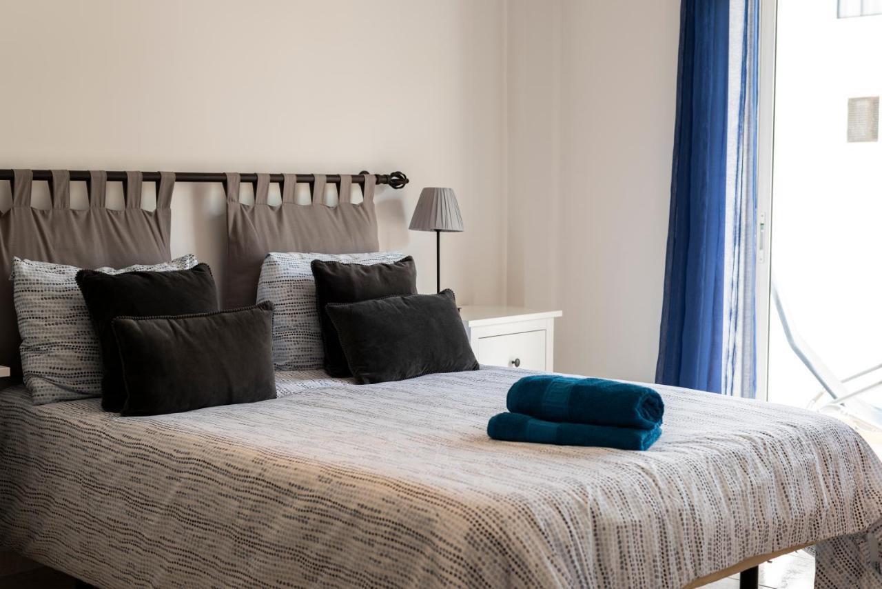 Grace - Quarteira Apartment Bagian luar foto